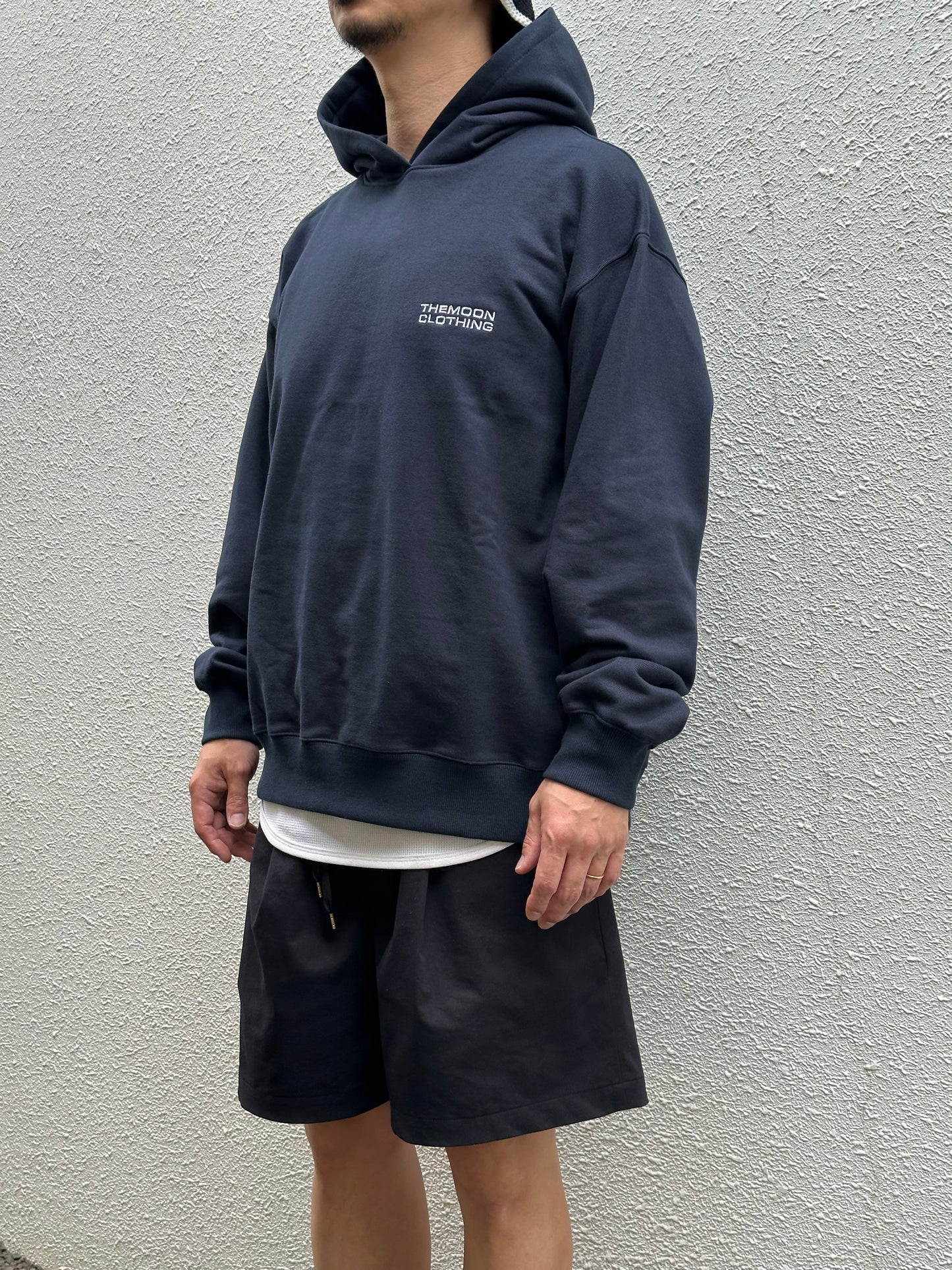 THE MOON logo sweat hoodie