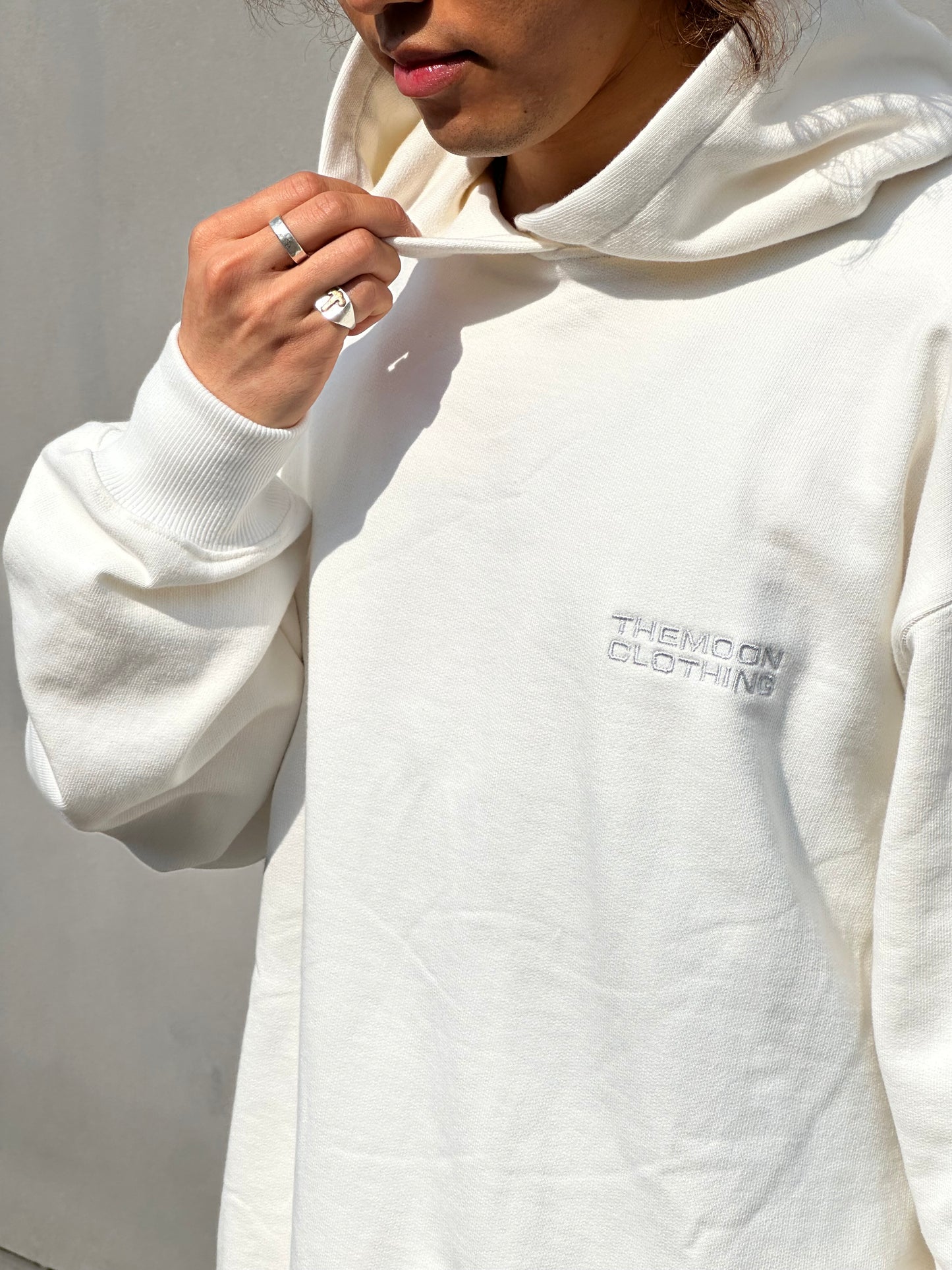 THE MOON logo sweat hoodie