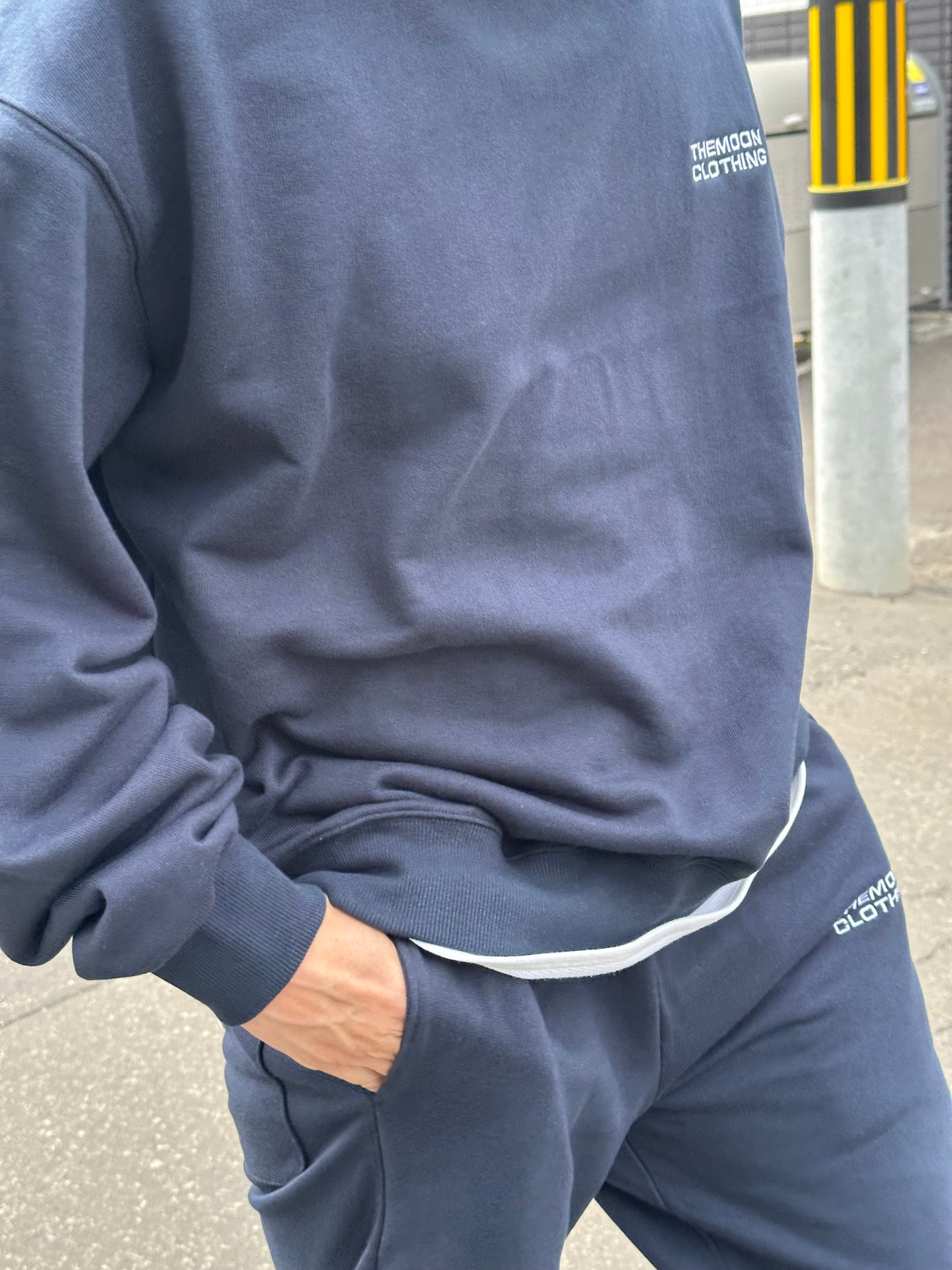 THE MOON logo sweatsuit