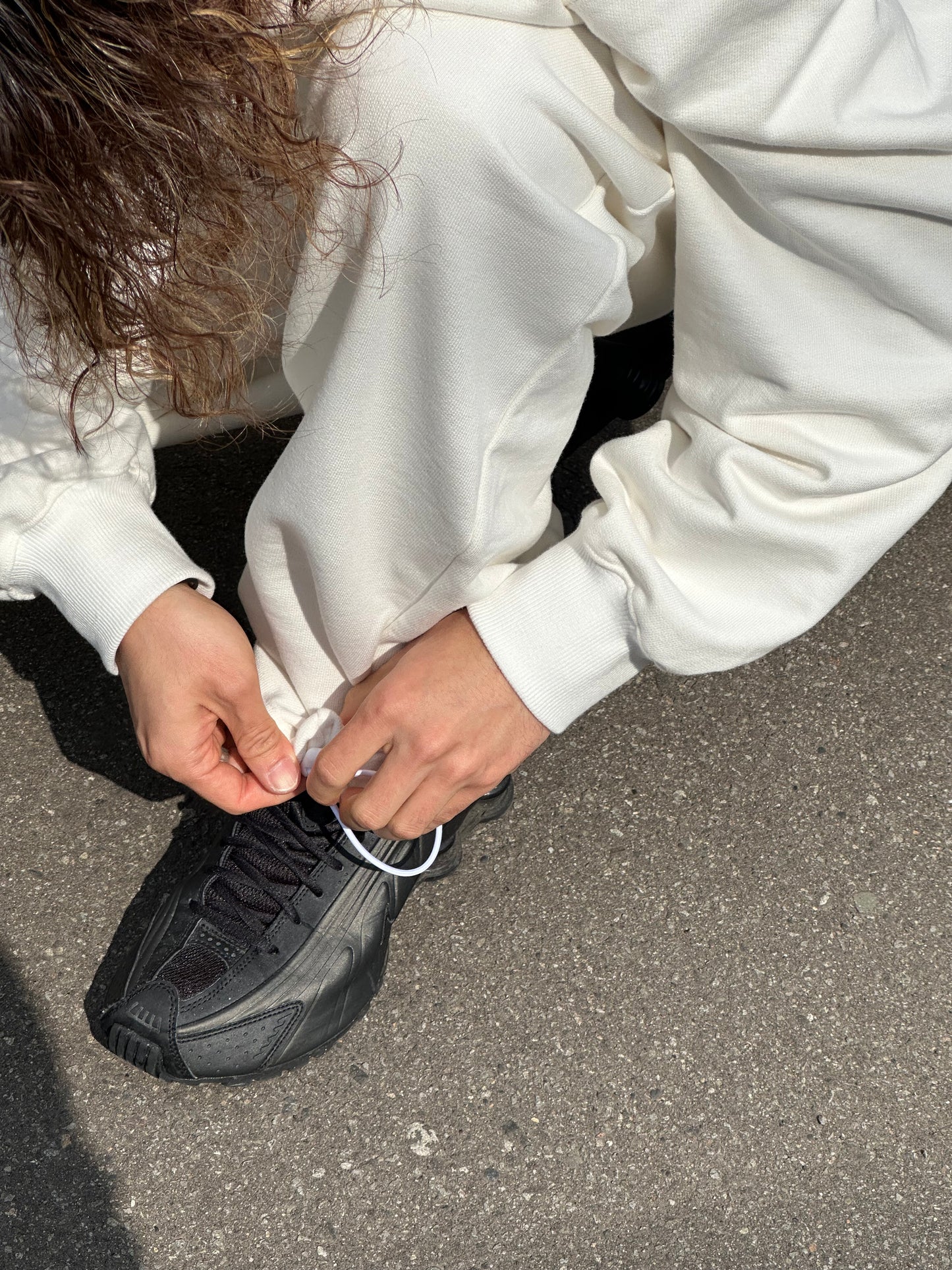 THE MOON logo sweatsuit